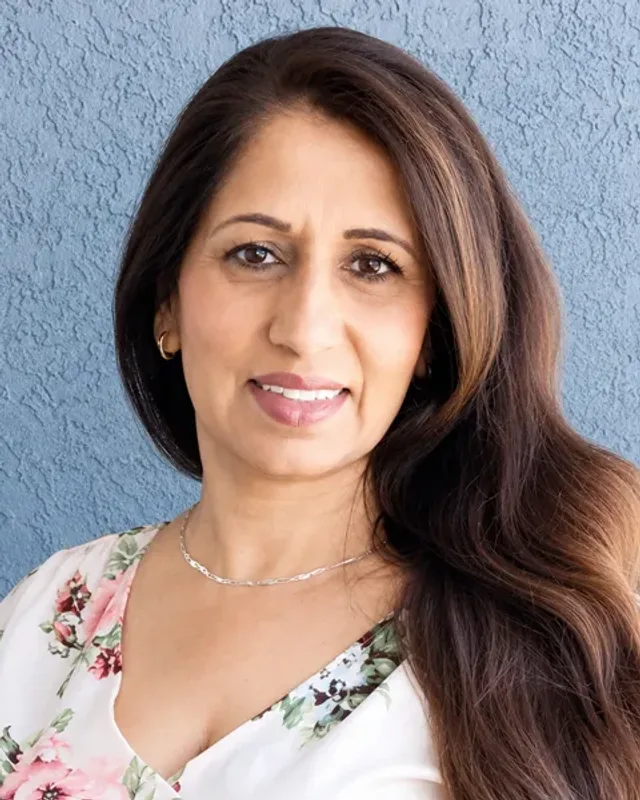Lakhwinder Jhaj, candidate portrait