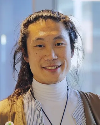 Wei Chou, candidate portrait