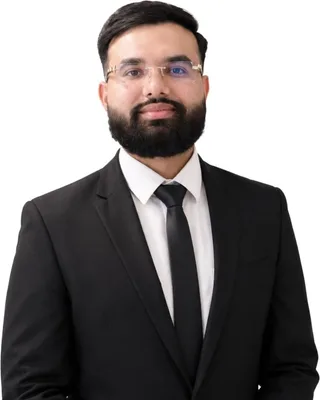 Noor Cheema, candidate portrait