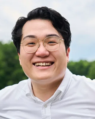 Andi Hoàng-Lefranc, candidate portrait